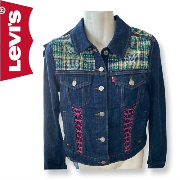 CUSTOMIZED Embroidery 'Stitch-on- denim red tag Levi’s jacket Sz S - Picture 2 of 16